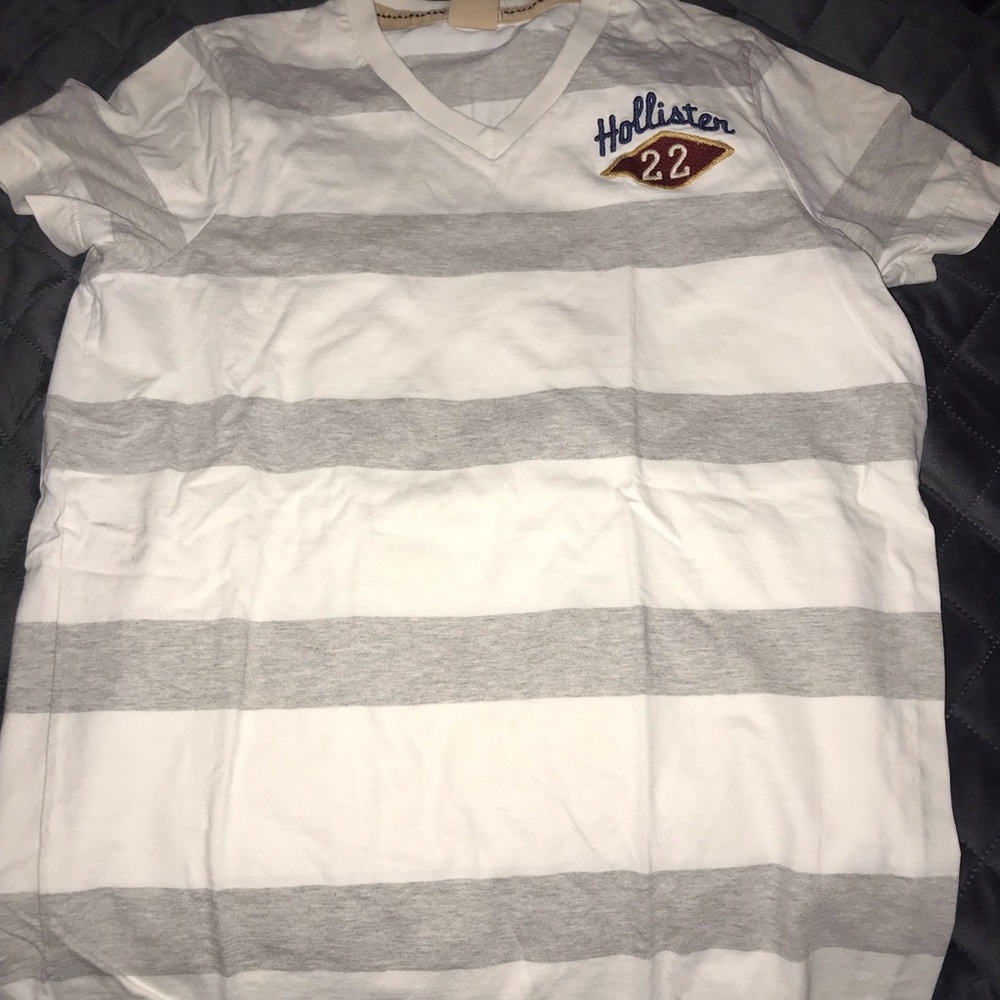 Men’s medium Hollister shirt